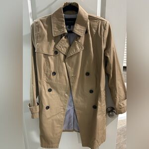 Banana Republic Classic Tan Double-Breasted Trench Coat